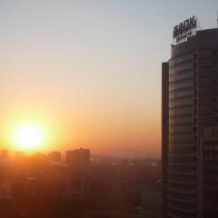 Un'Alba dallo Shangrila Hotel di Changchun